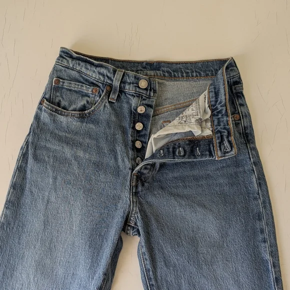 Levis 501 Button Fly Jeans size 26 - Picture 3 of 9